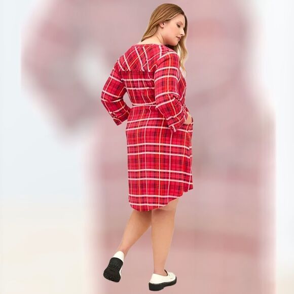 TORRID Plus Size  Zip Front Plaid Pink Stretch Challis Shirt Dress - Picture 15 of 16